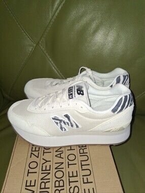 New Balance Wmn 515H Platform Sneakers  White Gray Zebra Print Accent W 9 M 7.5